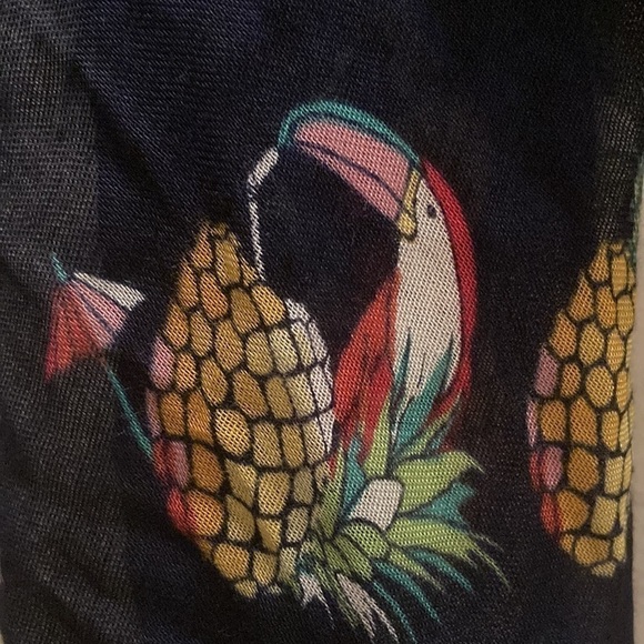 Vera Bradley Toucan Party Soft Fringe Scarf - Picture 4 of 7